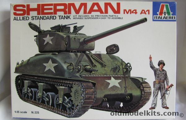 Italeri 1/35 M4 A1 Sherman Tank, 225 plastic model kit